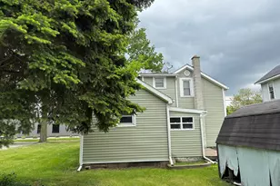 202 N Clay St, Sturgis, MI 49091 - Photo 3