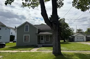 202 N Clay St, Sturgis, MI 49091 - Photo 1