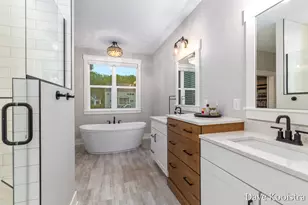 8218 Boardwalk Dr SW, Byron Center, MI 49315 - Photo 27