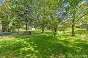 2508 Greenings Ave NE, Grand Rapids, MI 49525 - Photo 27