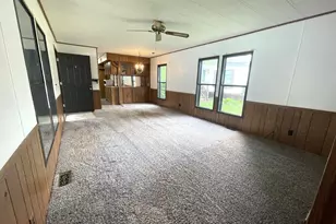 855 W Jefferson St, Grand Ledge, MI 48837 - Photo 11