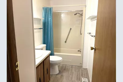 855 W Jefferson Street #146, Grand Ledge, MI 48837 - Photo 15
