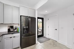 1803 Perry St, Detroit, MI 48216 - Photo 13