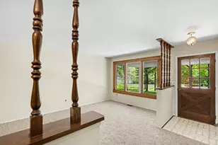 9610 Hamburg Ct, Brighton, MI 48116 - Photo 7