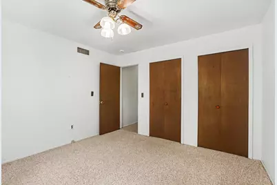 9610 Hamburg Court, Brighton, MI 48116 - Photo 11