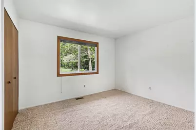 9610 Hamburg Court, Brighton, MI 48116 - Photo 15