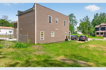 127 W Wilkins Street, Jackson, MI 49203 - Photo 9