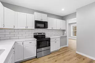 365 White Pigeon St, Constantine, MI 49042 - Photo 17
