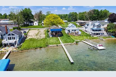1680 Round Lake Highway, Manitou Beach, MI 49253 - Photo 39