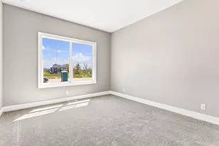 11685 Cherrybud Dr, Holland, MI 49424 - Photo 25