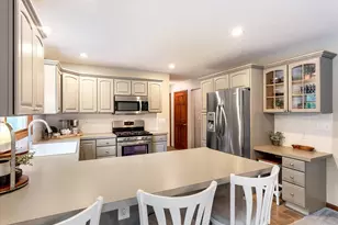 9447 Prairie Ridge Ct, Zeeland, MI 49464 - Photo 7