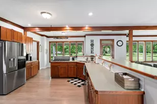 70150 Sherman Rd, Edwardsburg, MI 49112 - Photo 5