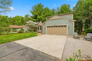 15849 Ryan Dr, Holland, MI 49424 - Photo 3