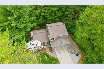 15849 Ryan Drive, Holland, MI 49424 - Photo 9