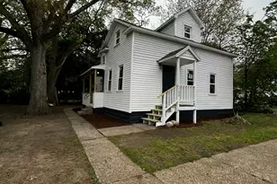 1135 Holt St, Muskegon, MI 49442 - Photo 1