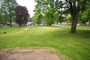 117 E North St, Albion, MI 49224 - Photo 5