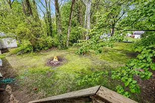 1585 Leeds Ave, Benton Harbor, MI 49022 - Photo 21