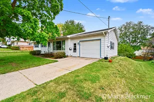 640 Division St, Ionia, MI 48846 - Photo 3