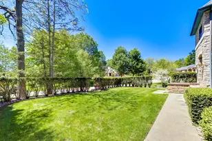 2287 Autumn Ridge, Saint Joseph, MI 49085 - Photo 3