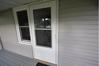 822 N Berrien Street, Albion, MI 49224 - Photo 5