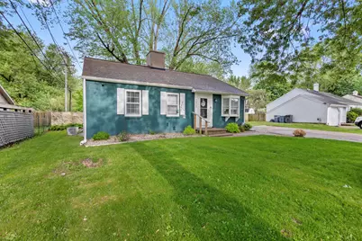 3425 Cambridge Avenue, Jackson, MI 49203 - Photo 1