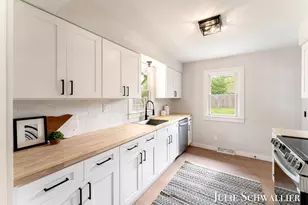 4300 Fuller Ave SE, Grand Rapids, MI 49508 - Photo 11