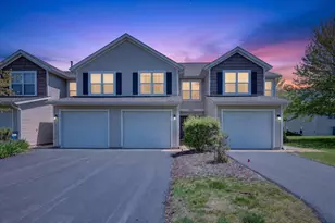 1790 Grand Ct NE, Grand Rapids, MI 49525 - Photo 1