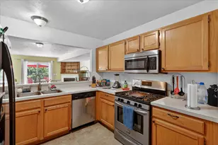 1790 Grand Ct NE, Grand Rapids, MI 49525 - Photo 15