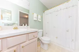 3843 Fox Glen Dr, Ann Arbor, MI 48108 - Photo 35