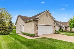 3843 Fox Glen Dr, Ann Arbor, MI 48108 - Photo 3