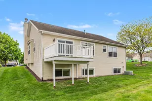 3843 Fox Glen Dr, Ann Arbor, MI 48108 - Photo 13