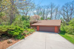 3101 S Hilltop Dr, Ann Arbor, MI 48103 - Photo 5