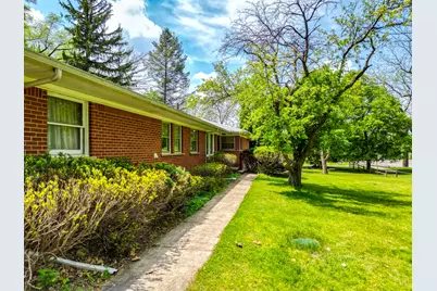 33277 W 11 Mile Road, Farmington, MI 48336 - Photo 5