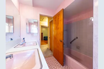 33277 W 11 Mile Road, Farmington, MI 48336 - Photo 33