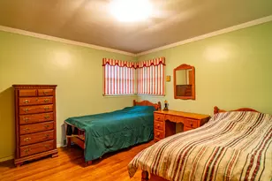 33277 W 11 Mile Rd, Farmington, MI 48336 - Photo 23