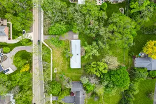 33277 W 11 Mile Rd, Farmington, MI 48336 - Photo 11