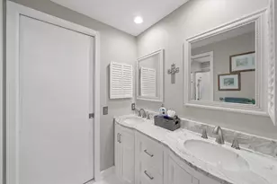 2595 Fox Chase Dr, Troy, MI 48098 - Photo 45