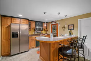 2595 Fox Chase Dr, Troy, MI 48098 - Photo 63