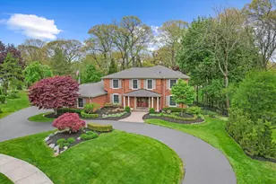 2595 Fox Chase Dr, Troy, MI 48098 - Photo 5