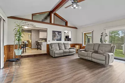 14135 Helmer Road S, Battle Creek, MI 49015 - Photo 11