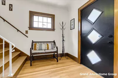 446 Knapp Street NE, Grand Rapids, MI 49505 - Photo 3