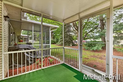 5160 Southglow Court SE, Grand Rapids, MI 49508 - Photo 11