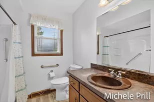 5160 Southglow Ct SE, Grand Rapids, MI 49508 - Photo 17