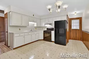 5160 Southglow Ct SE, Grand Rapids, MI 49508 - Photo 13