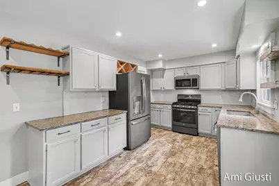 7232 Thornapple River Drive SE, Ada, MI 49301 - Photo 9