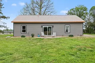 19184 L Dr N, Marshall, MI 49068 - Photo 1