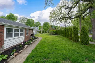 276 E Gates St, Romeo, MI 48065 - Photo 5