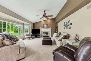 1422 Auston Ln, Chelsea, MI 48118 - Photo 7