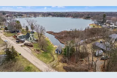3783 Holiday Drive, Greenville, MI 48838 - Photo 13
