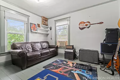 130 W Cherry Street, Wayland, MI 49348 - Photo 37